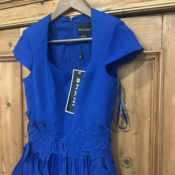 Shani Fit & Flare Dress - www.disolcolor.com